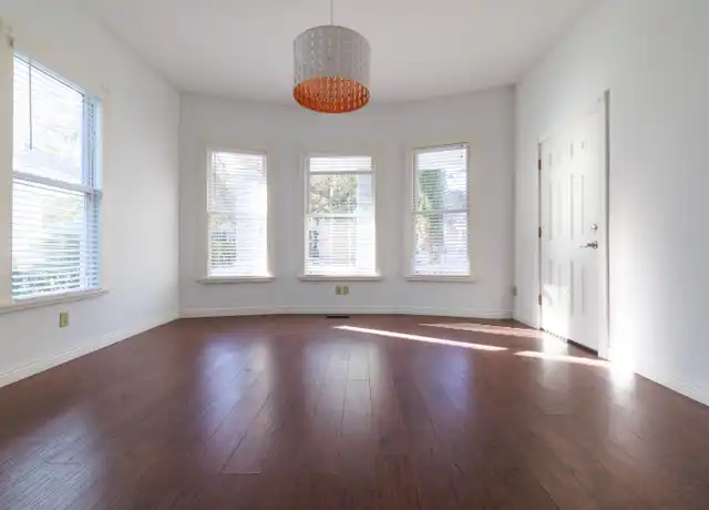 Property at 119 E 5th St, Jacksonville, FL, 32206, 2 beds, 2 baths, [object Object]
