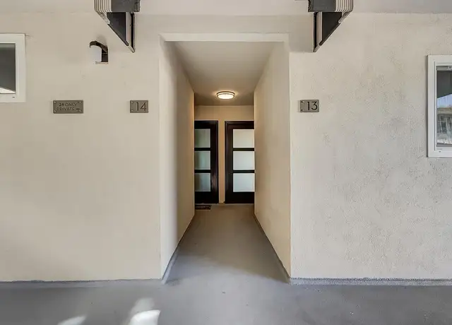 Photo of 350 Palos Verdes Blvd, Redondo Beach, CA 90277