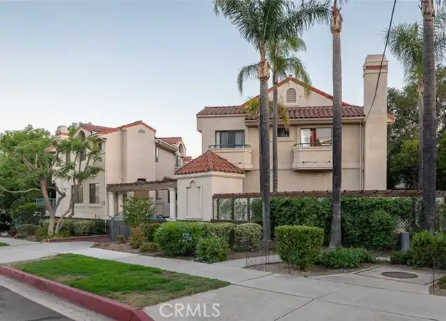 Property at 2930 Montrose Ave #102, La Crescenta, CA, 91214, 3 beds, 2.5 baths, [object Object]