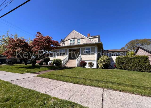 Photo of 208 Buckeye St Unit A, Woodland, WA 98674
