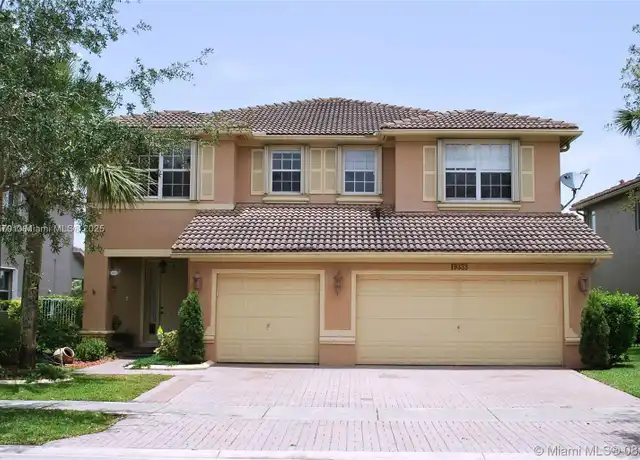 Property at 19333 Stonebrook St, Weston, FL, 33332, 5 beds, 3.5 baths, [object Object]