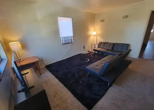 Property at 58 W Nottingham Rd Unit 3, Dayton, OH, 45405, 1 bed, 1 bath, [object Object]