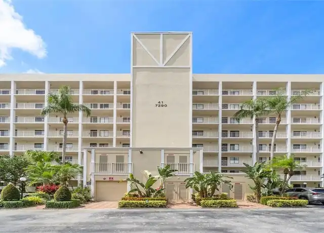 Property at 7290 Kinghurst Dr #402, Delray Beach, FL, 33446, 2 beds, 2 baths, [object Object]