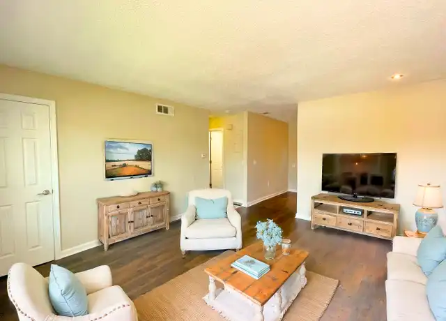 Property at 431 Fair Rd Unit 10, Statesboro, GA, 30458, 2 beds, 1 bath, [object Object]