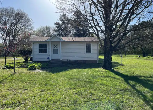 Property at 223 Excell Rd, Clarksville, TN, 37043, 1 bed, 1 bath, [object Object]