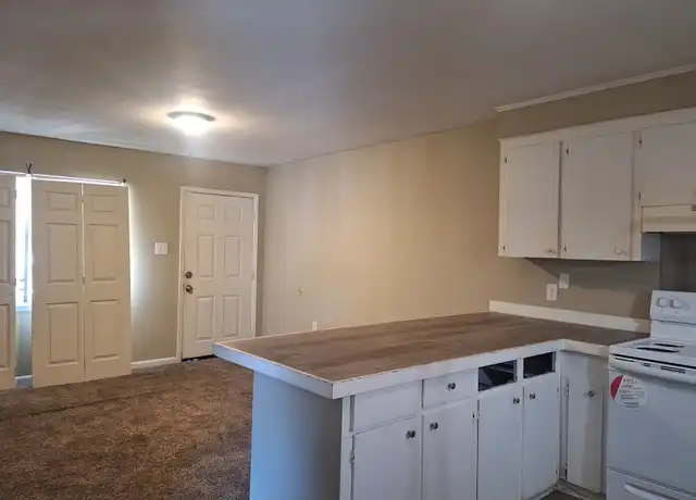 Property at 49 Hillcrest Dr, Hattiesburg, MS, 39402, 2 beds, 1 bath, [object Object]