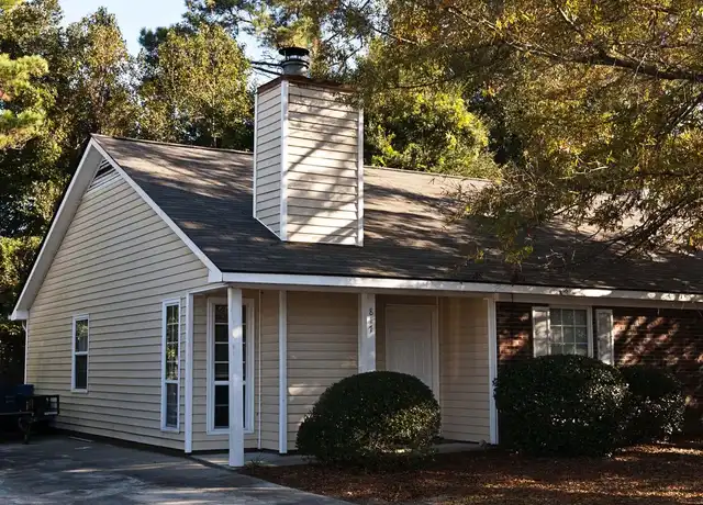 Property at 817 Varsity Dr, Wilmington, NC, 28403, 2 beds, 2 baths, [object Object]