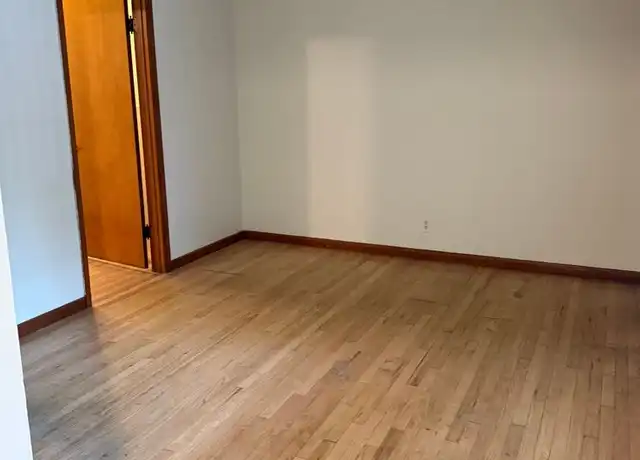 Property at 1319 E Reserve St Unit 8, Vancouver, WA, 98661, 1 bed, 1 bath, [object Object]