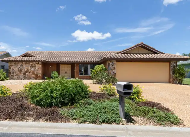 Property at 1015 N Cypress Point Dr, Venice, FL, 34293, 3 beds, 2.5 baths, [object Object]
