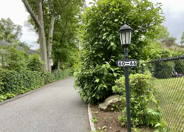 Property at 60 Raymonds Dr Unit 60, Fairfield, CT, 06824, 2 beds, 1 bath, [object Object]