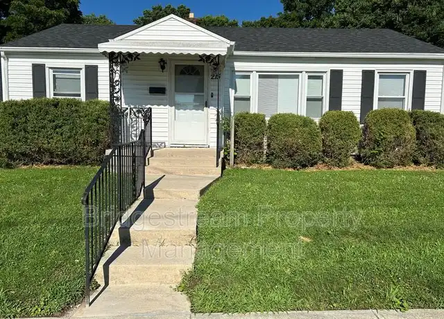 Property at 215 N Walnut St, Englewood, OH, 45322, 3 beds, 1 bath, [object Object]