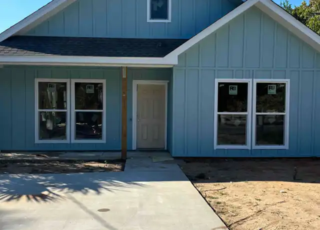 Property at 2705 W Brainerd St, Pensacola, FL, 32505, 3 beds, 2 baths, [object Object]