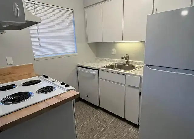 Property at Cavalier Apartments - 554 6th St, Washougal, WA, 98671, 2 beds, 1 bath, [object Object]