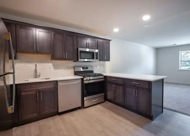 Property at Brookside Village - 21 Brookside Rd, Randolph, NJ, 07869, 2 beds, 1 bath, [object Object]