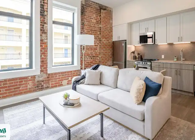 Property at 425 20th St S Unit 217579045, Birmingham, AL, 35294, 2 beds, 1 bath, [object Object]
