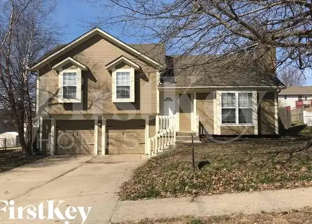 Property at 1700 Cooper Dr, Raymore, MO, 64083, 3 beds, 2 baths, [object Object]