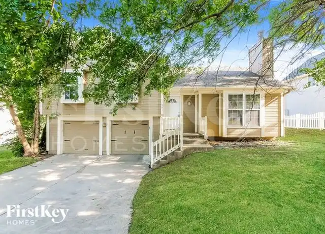 Property at 1700 Cooper Dr, Raymore, MO, 64083, 3 beds, 2 baths, [object Object]
