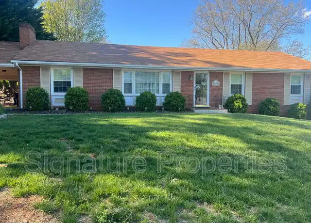 Property at 3209 Longhorn Rd, Roanoke, VA, 24018, 3 beds, 1.5 baths, [object Object]