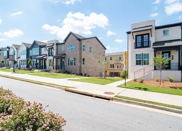 Photo of 346 Main St NW, Lilburn, GA 30047