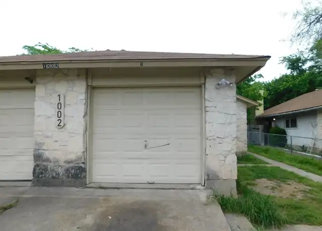 Property at 1002 Fieldwood Dr Unit B, Austin, TX, 78758, 2 beds, 1 bath, [object Object]