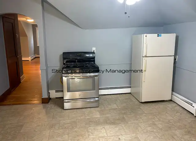 Property at 1088 Lonsdale Ave Unit 5, Central Falls, RI, 02863, 1 bed, 1 bath, [object Object]