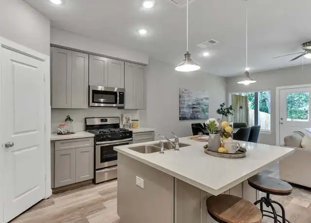 Property at 901 W Lewis St Unit 909 A, Conroe, TX, 77301, 3 beds, 2 baths, [object Object]
