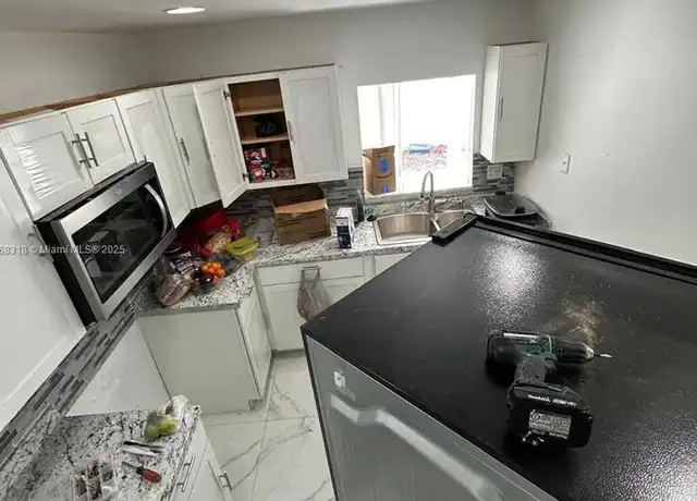 Property at 700 SW 80th Ter, North Lauderdale, FL, 33068, 3 beds, 2 baths, [object Object]