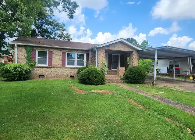 Property at 3104 Hillsboro Rd SW, Huntsville, AL, 35805, 3 beds, 1 bath, [object Object]