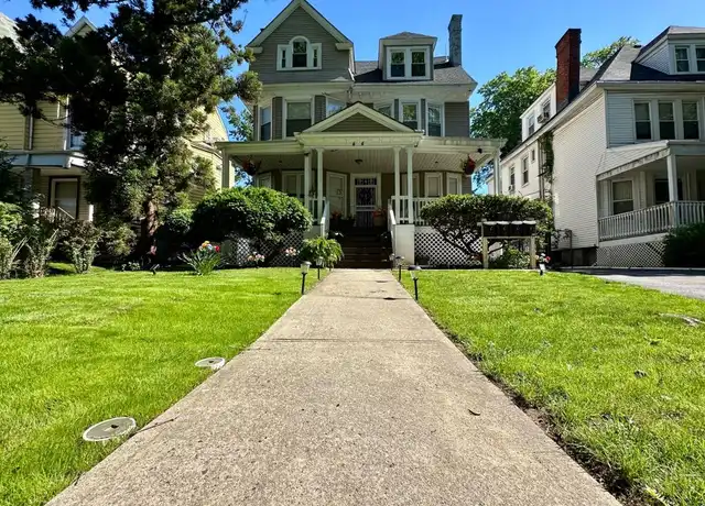 Property at 44 Chestnut St Unit 4, East Orange, NJ, 07018, 3 beds, 1 bath, [object Object]