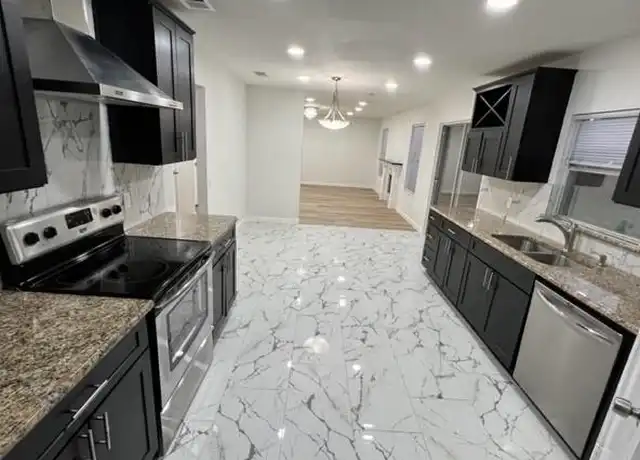 Property at 7014 Glenshire Dr, Arlington, TX, 76002, 4 beds, 2.5 baths, [object Object]
