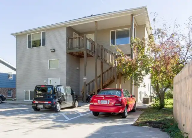 Property at 229 Washington Ave, Ames, IA, 50010, 4 beds, 2 baths, [object Object]
