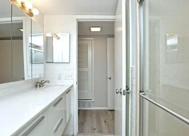 Property at 2425 Ashdale Dr #53, Austin, TX, 78757, 1 bed, 1 bath, [object Object]