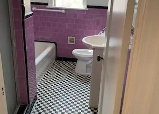 Property at 7806 Rosewood Ave Unit 3, Los Angeles, CA, 90036, 1 bed, 1 bath, [object Object]