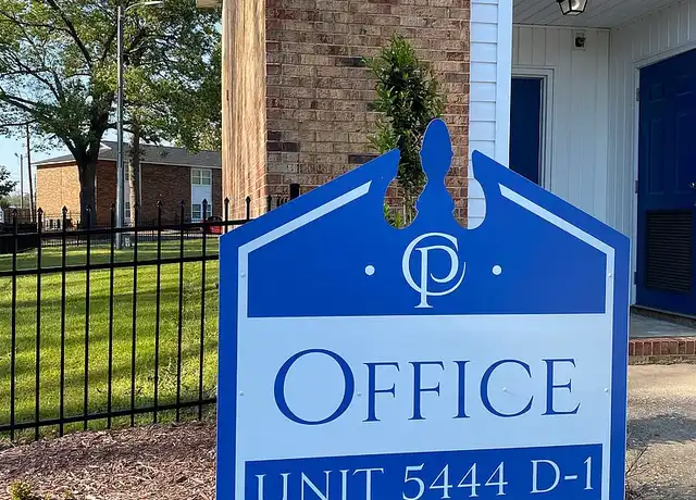 Property at Carolina Place Apartments - 5444 Wichita Dr, Fayetteville, NC, 28303, 1-2 bed, 1-2 bath, [object Object]