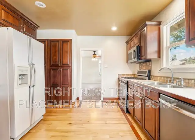 Property at 2903 W Madison Ave, Boise, ID, 83702, 2 beds, 2 baths, [object Object]