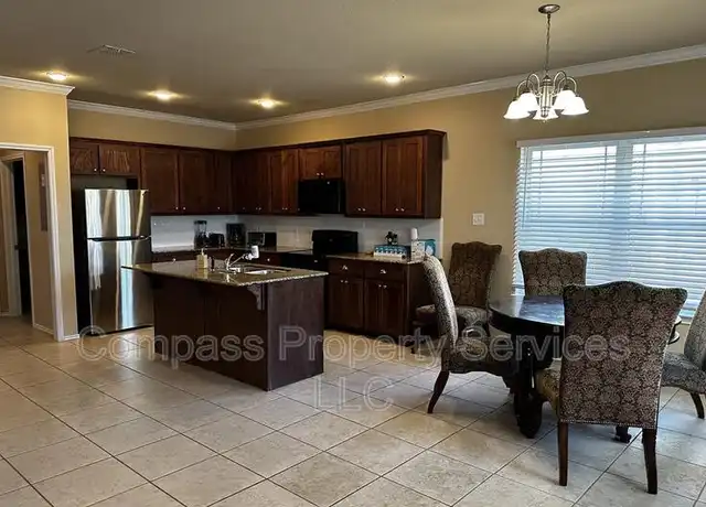 Property at 3504 S 4th St, Waco, TX, 76706, 4 beds, 4.5 baths, [object Object]