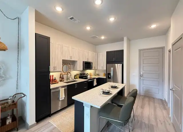 Property at 11604 Stonehollow Dr Unit A4245, Austin, TX, 78758, 1 bed, 1 bath, [object Object]