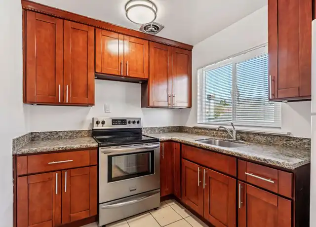 Property at 1813 63rd St Unit D, Berkeley, CA, 94703, 2 beds, 1 bath, [object Object]