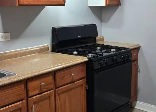 Property at 7942 S Vernon Ave Unit 7942-2, Chicago, IL, 60619, 2 beds, 1 bath, [object Object]