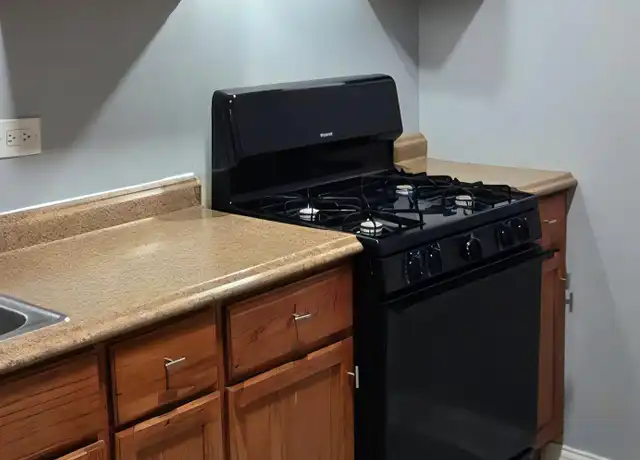 Property at 7942 S Vernon Ave Unit 7942-2, Chicago, IL, 60619, 2 beds, 1 bath, [object Object]