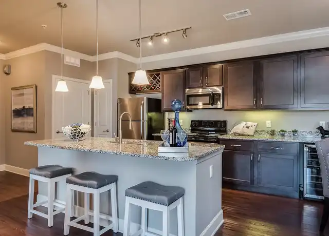 Property at Residences At Prairiefire - 5750 W 137th St, Overland Park, KS, 66223, 1 bed, 1 bath, [object Object]