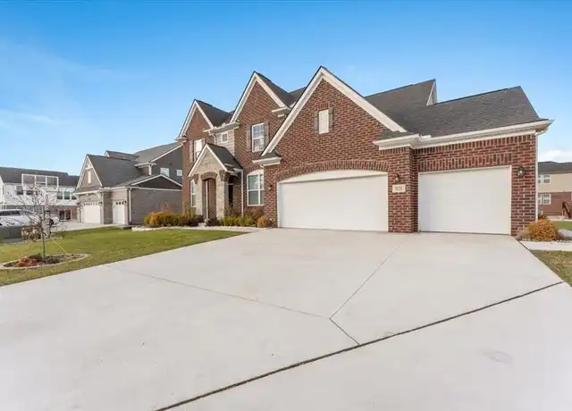 Property at 928 Leafdale Dr, Rochester, MI, 48307, 4 beds, 2.5 baths, [object Object]