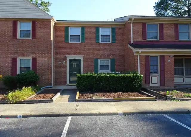 Property at 399 Circuit Ln Unit B, Newport News, VA, 23608, 3 beds, 1.5 baths, [object Object]