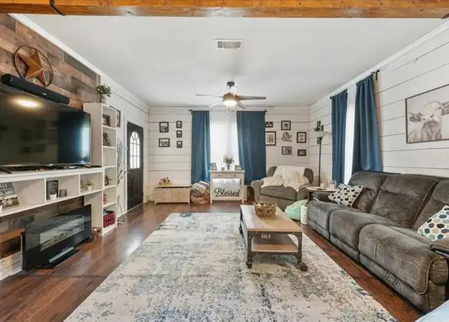 Property at 408 Wood St, Royse City, TX, 75189, 2 beds, 1 bath, [object Object]