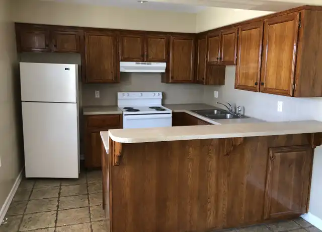 Property at 1620 W Kuhn St Unit 5, Edinburg, TX, 78541, 2 beds, 1 bath, [object Object]
