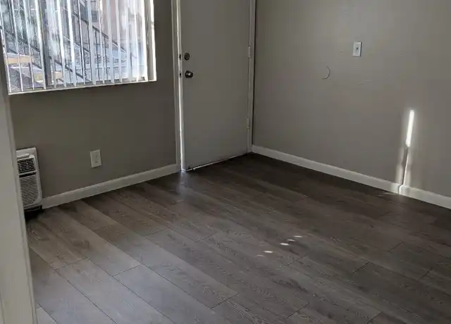 Property at 4830 E Charleston Blvd Unit 22, Las Vegas, NV, 89104, 1 bed, 1 bath, [object Object]