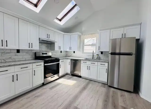 Property at 13 Mercury Rd, Edison, NJ, 08817, 3 beds, 1 bath, [object Object]
