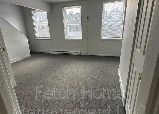 Property at 141 S Prince St Unit 3, Lancaster, PA, 17603, 1 bed, 1 bath, [object Object]