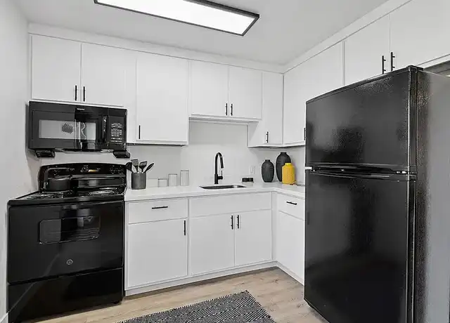 Property at ReNew Biltmore - 2911 E Indian School Rd, Phoenix, AZ, 85016, 0 beds, 1 bath, [object Object]