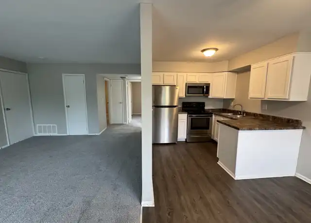 Property at 9124 E 10th St, Indianapolis, IN, 46229, 2 beds, 1 bath, [object Object]